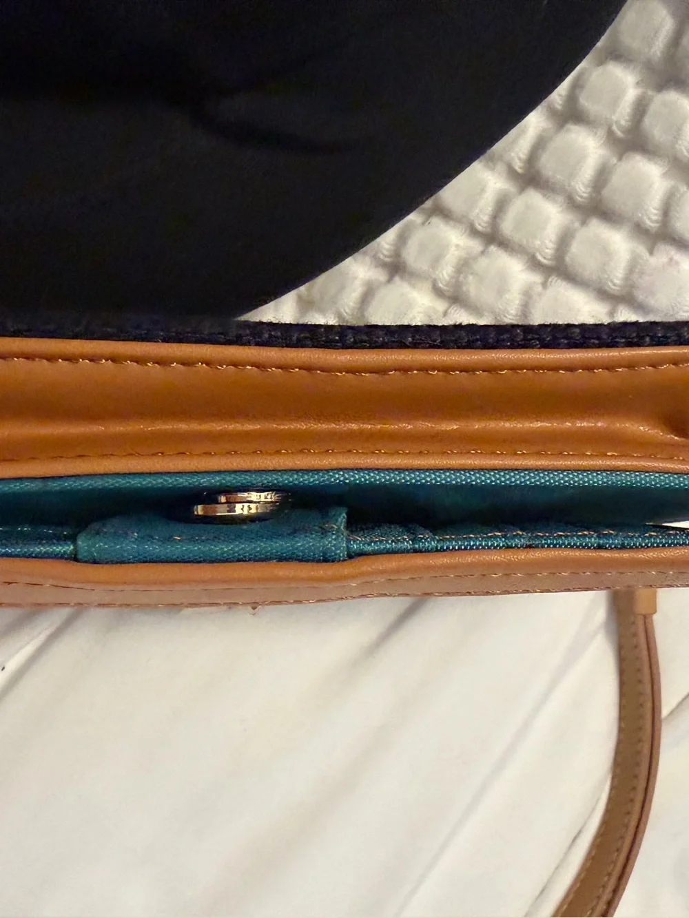 Spartina 449 Mareena Yacht Club Phone Wristlet- Wallet NWOT- so pretty